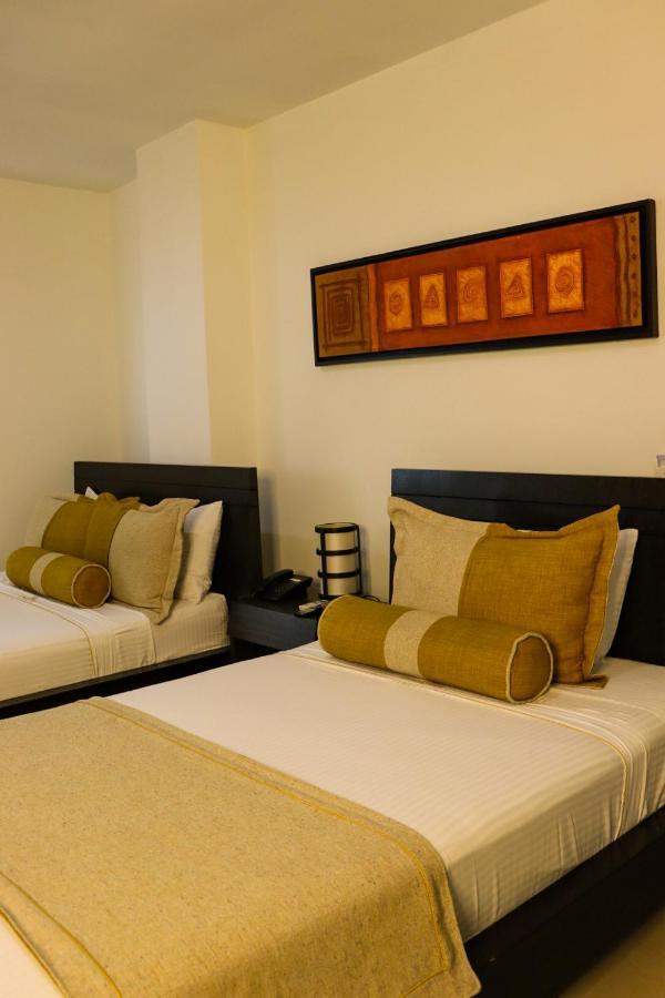 Hotel Medellin Gold 外观 照片